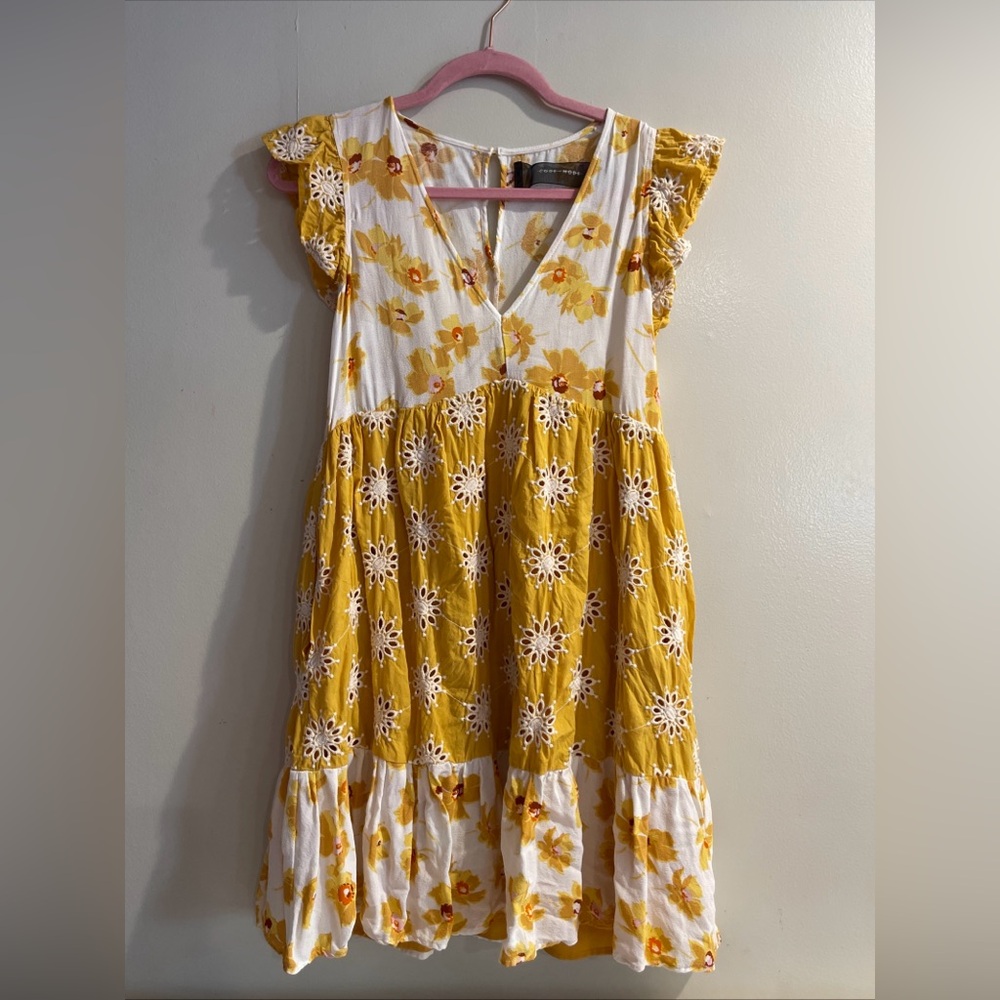 Code X Mode Eyelets Daisies Printed Embroidered Y… - image 1